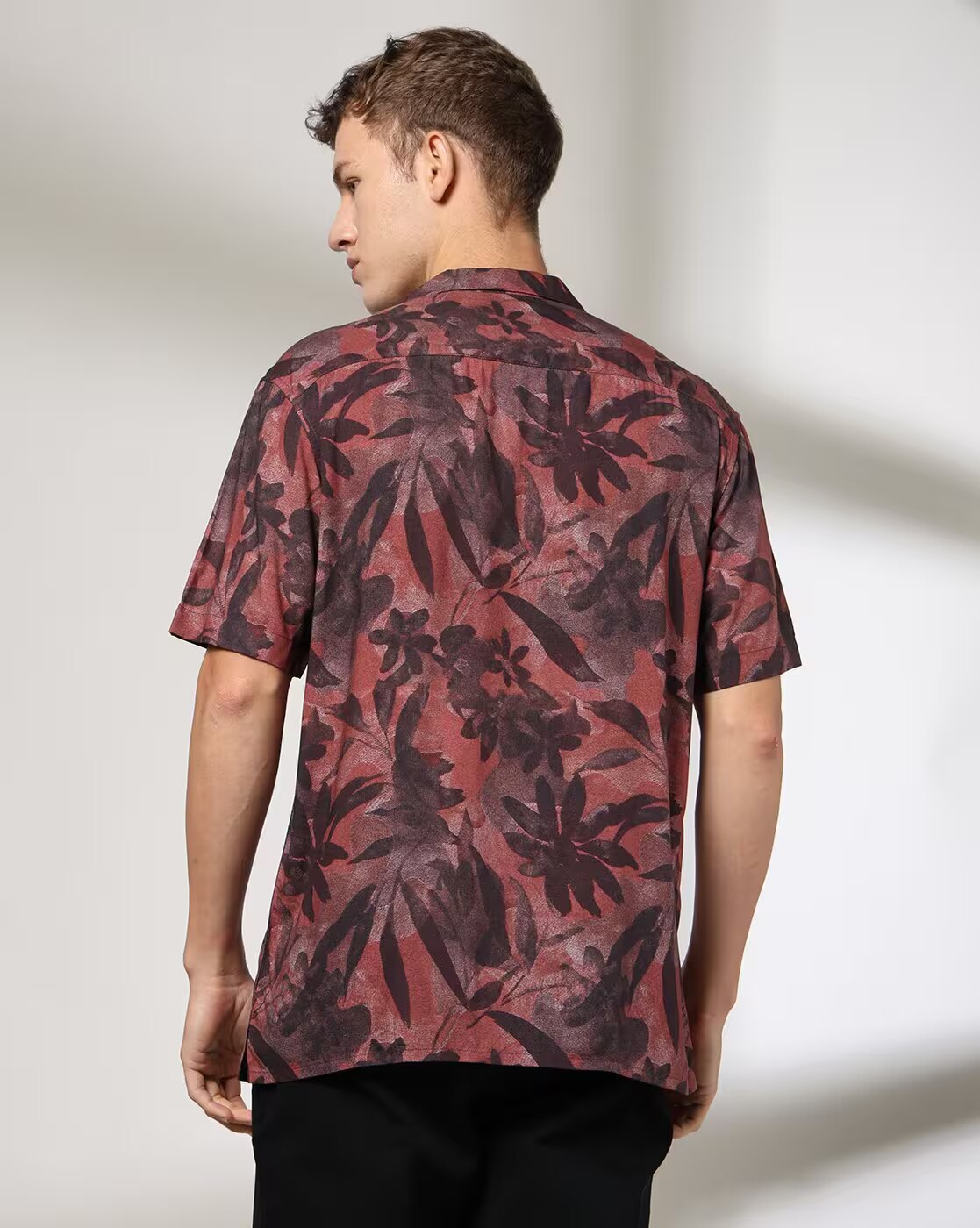 RESORT SHIRT W/O BAND, MAROON, 42