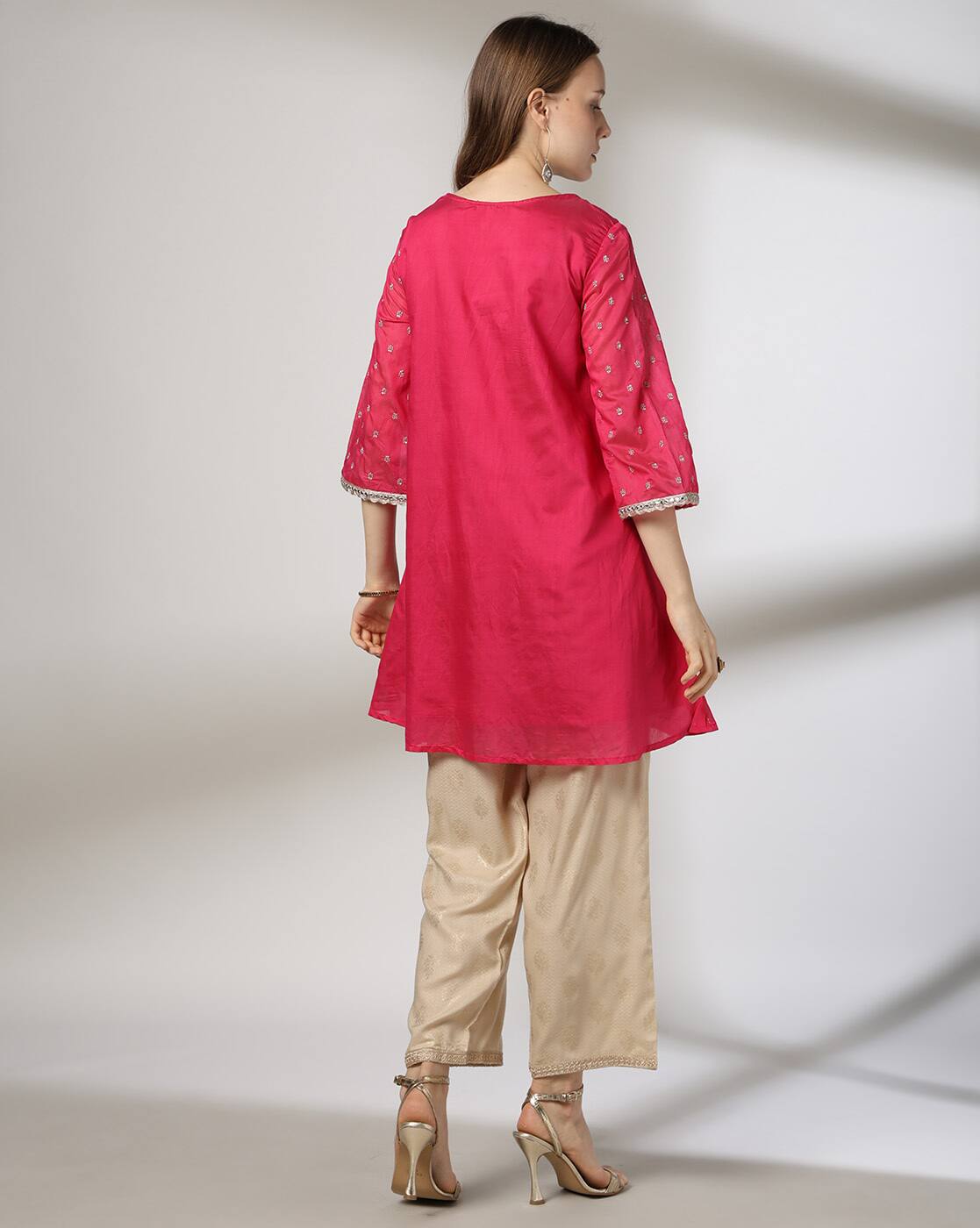 ROUND NECK SHORT EMBROI, MAGNTA/FUSHA