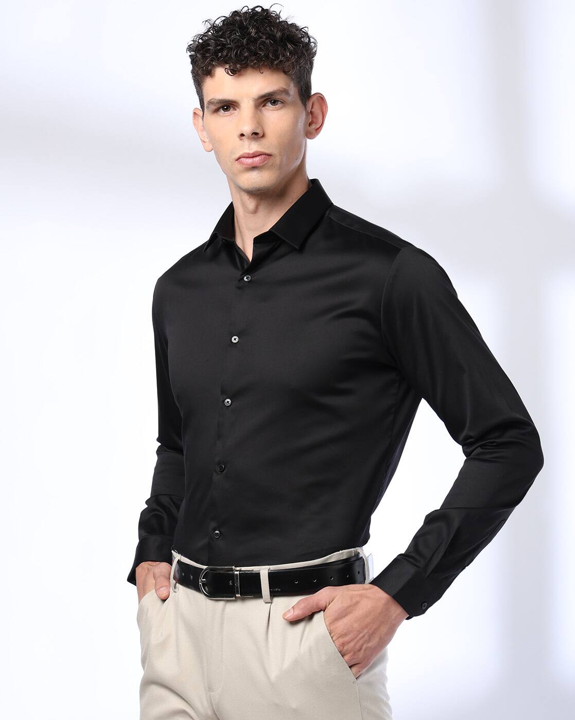 Netplay Buy NETPLAY Men Slim Fit Shirt with Spread Collar Online at Best Prices ...