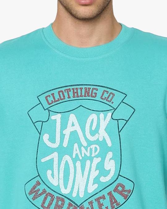 Round-Neck Slim Fit Sweatshirt