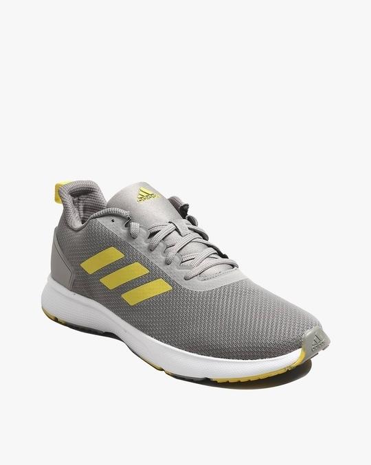 Low-Top Running Shoes