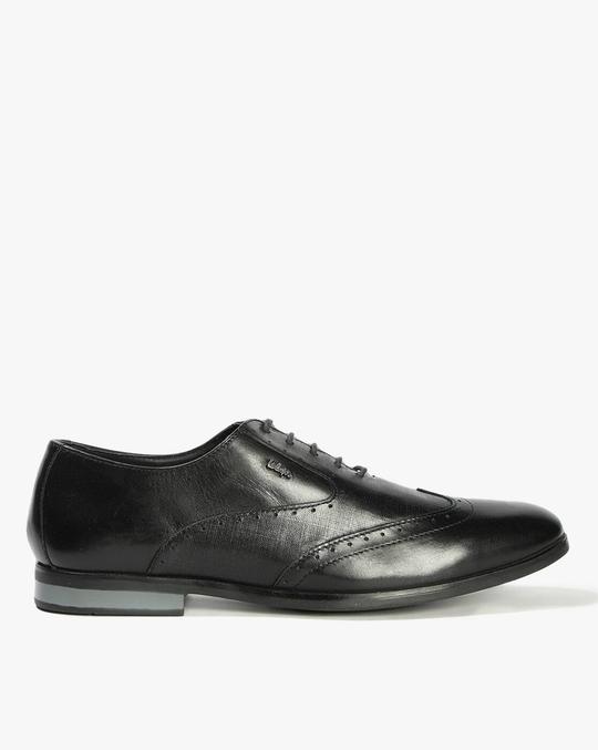Men Semi- Brogue Oxford Shoes