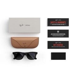 Ray-Ban Meta Wayfarer (Gen 1) with Meta AI, photo and video capture - Matte Black, Polarised Gradient Graphite lenses 7