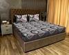 JDX 250 TC Cotton Queen Geometric Fitted (Elastic) Bedsheet (Pack of 1, Multicoloured Grey)