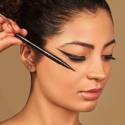 Renee Kohlistic Pointy End Eye Liner 1.5 ml (Black) 5