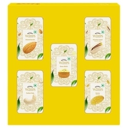 Nutraj Wishes Laxmi Bhog Dry Fruit Gift Pack 500 g 5
