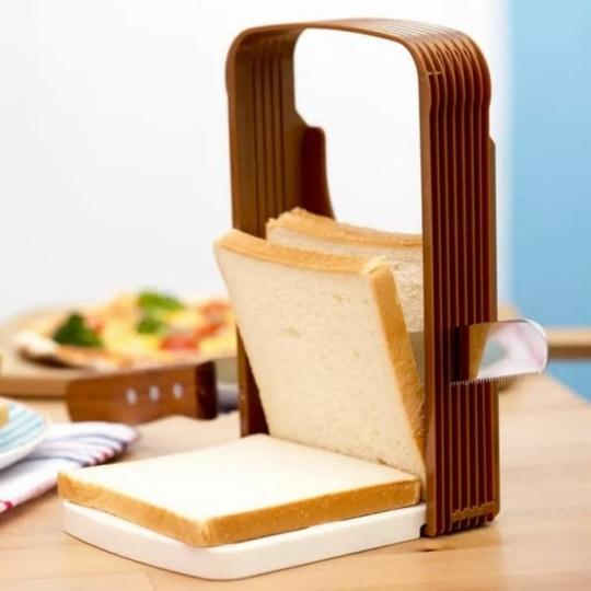 SARVASHVA TRENDS Bread Bake Slicer Cutter, Foldable Compact Bread Slicing Guide,Kitchen Accessories,Bread Machine for Homemade Bread Bagel Loaf Sandwich