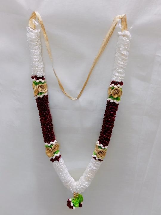 Ramesh Sai Sri Sainath Enterprises Brown and Cream FLOWEERS with Gold Rose and Jasmine FLOWES Garland LENTH 16.5 INC