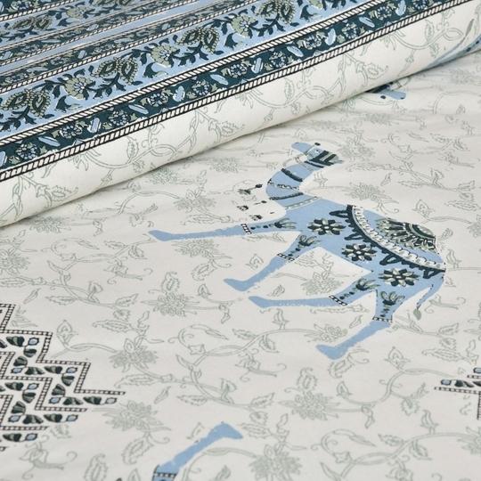 UNIQCHOICE 180 TC Blue Color Animal Printed King Size Bedsheet With 2 Pillow Cover(ELEG-24-Blue)