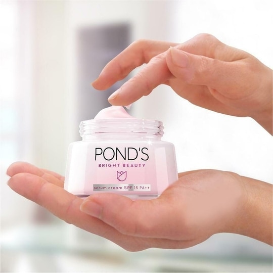 Pond's Bright Beauty Serum Cream 50 g with SPF 15