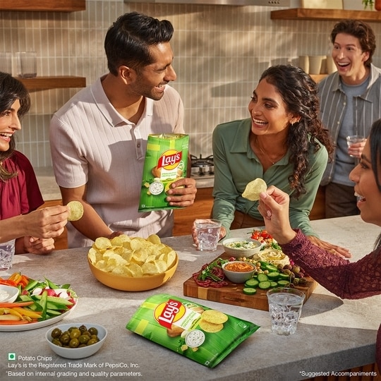 Lay's American Style Cream & Onion Potato Chips 80 g