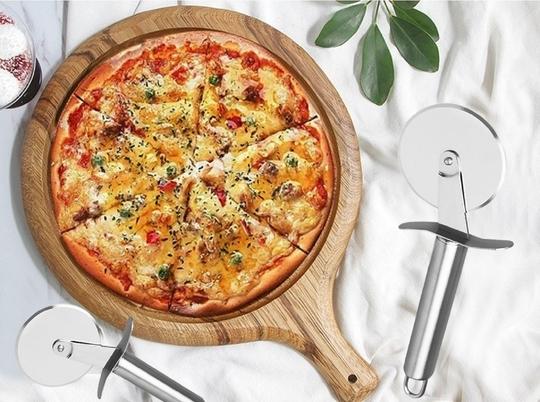 Urban Buy Stainless Steel SS Pizza Cutter With Cookie Cutter Stainless Steel Cookie Cutter with 4Shape & Multicolour, (Pack of 2)