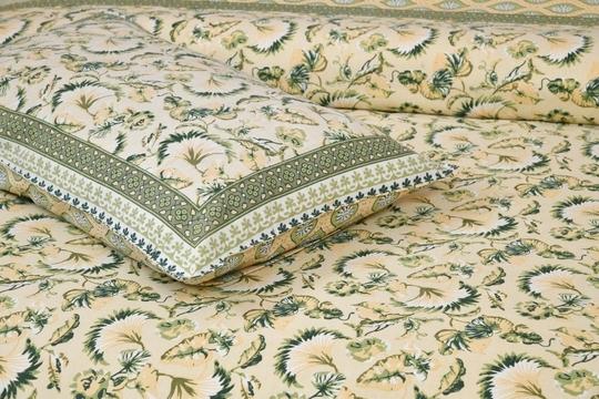UNIQCHOICE 180 TC Green Color Floral Printed King Size Bedsheet With 2 Pillow Cover (ELEG-37-Green)