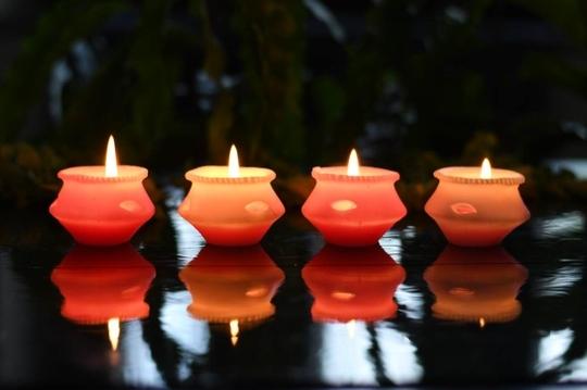 CraftVatika Multicolor Wax Matki Candles 6.5 x 5 cm (Pack of 4)