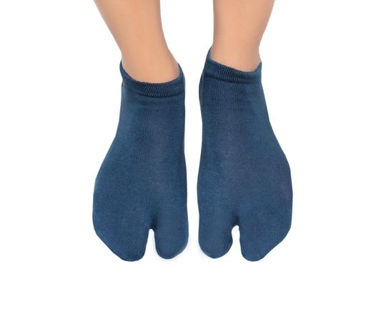 Goodluck Footmate Women's Ankle Length Thumb/Toe Cotton Socks