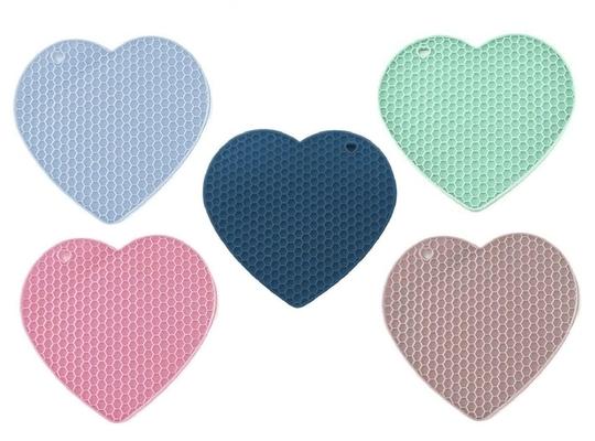 Ramkuwar Set 4 Silicone Trivet Cute Heart Mat Hot Pot Holder Non-Slip Table and Countertop Trivet for Hot Dishes, Cup (Black)